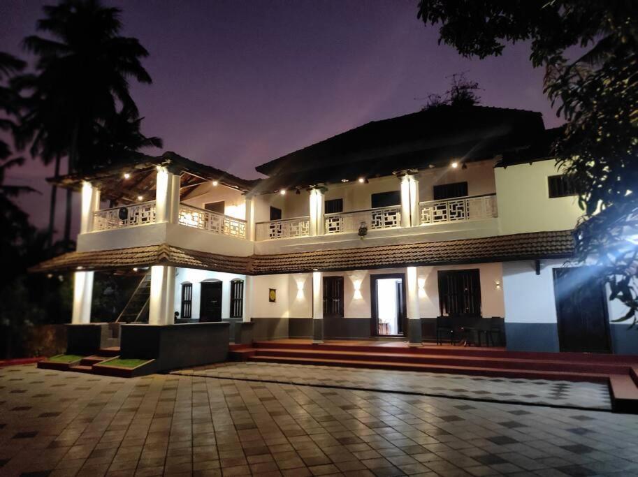 Sukun Heritage -A Traditional 4 Bedroom Vacation Villa Kannur Exterior foto